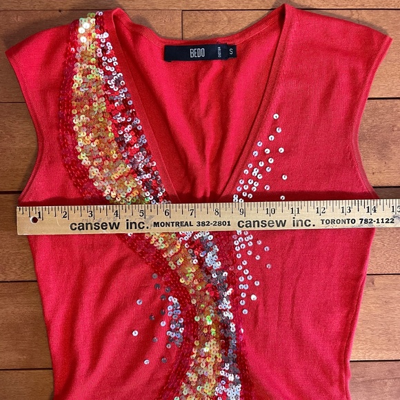Vintage Red and Gold Sequinned Top - Picture 2 of 4